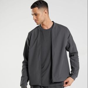 NWOT Gymshark Men’s Onyx Gray Studio Jacket